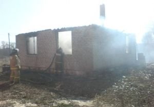 На пожаре в Михайловском районе погибла женщина