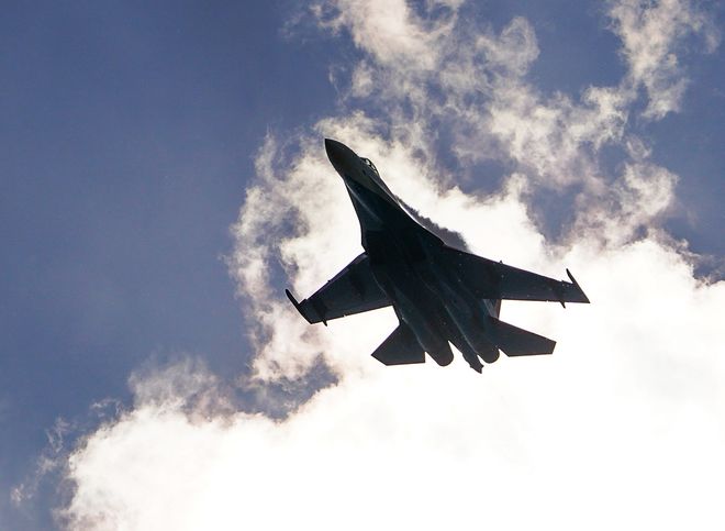 В США «рассекретили» Су-35 благодаря постеру Рязанского приборного завода