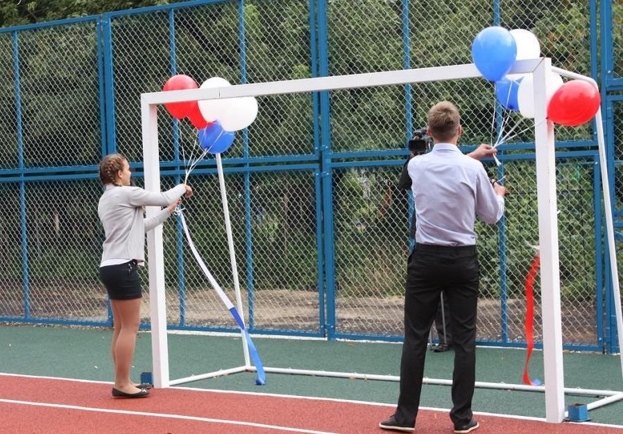 Газпром построил спортплощадки в школах Рязани