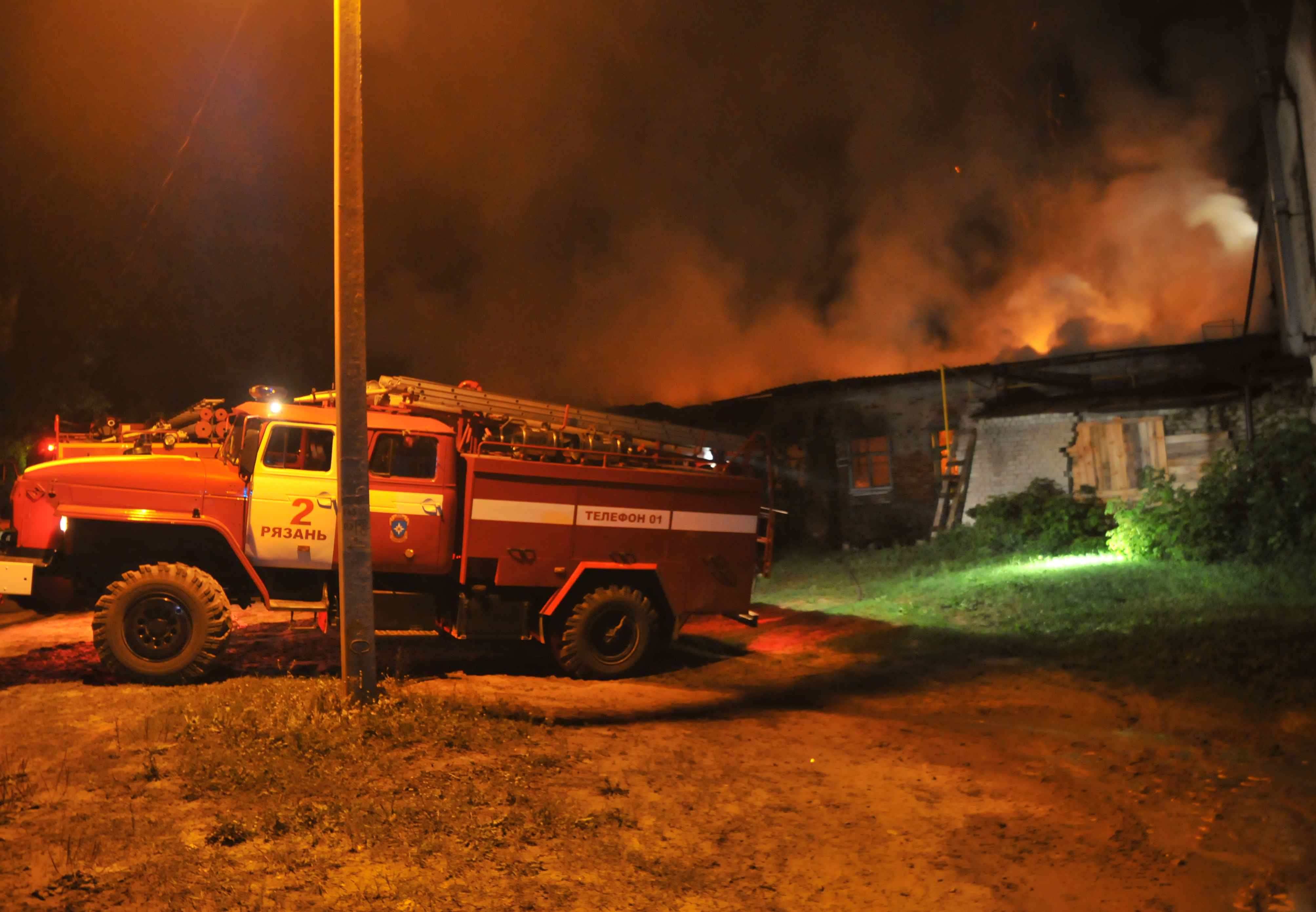 Опубликован фоторепортаж с трагического пожара в Мурмине