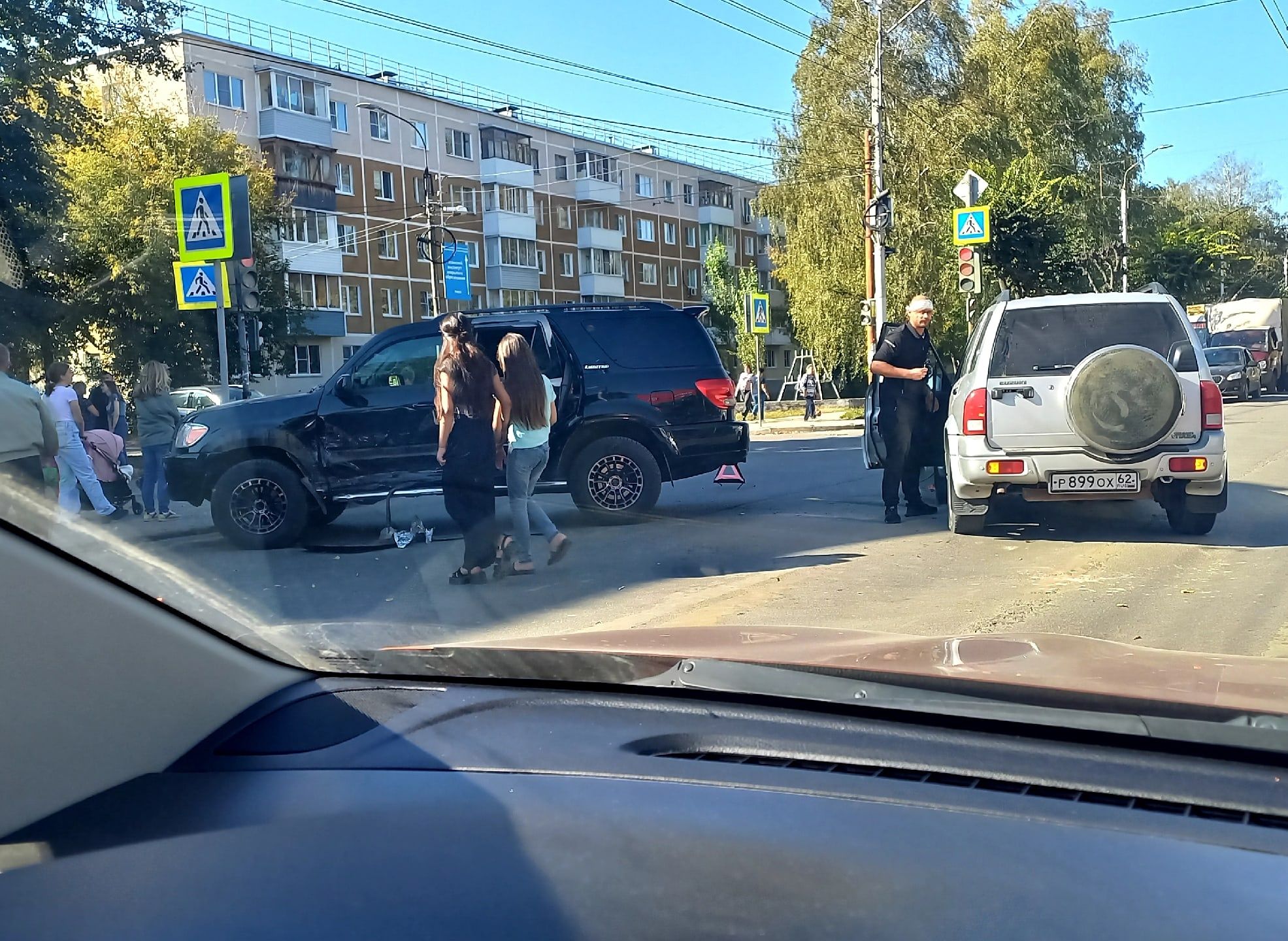 В Приокском столкнулись Suzuki и Toyota