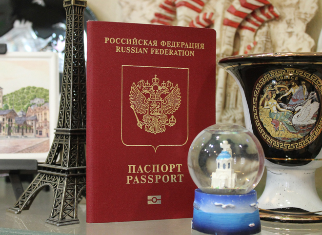 В Волгограде женщине выдали загранпаспорт с чужими отпечатками пальцев