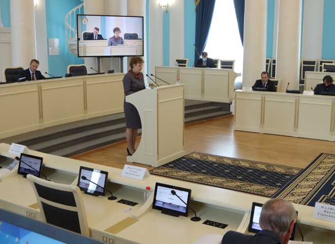 Депутаты облдумы обсудили качество подготовки кадров профорганизациями