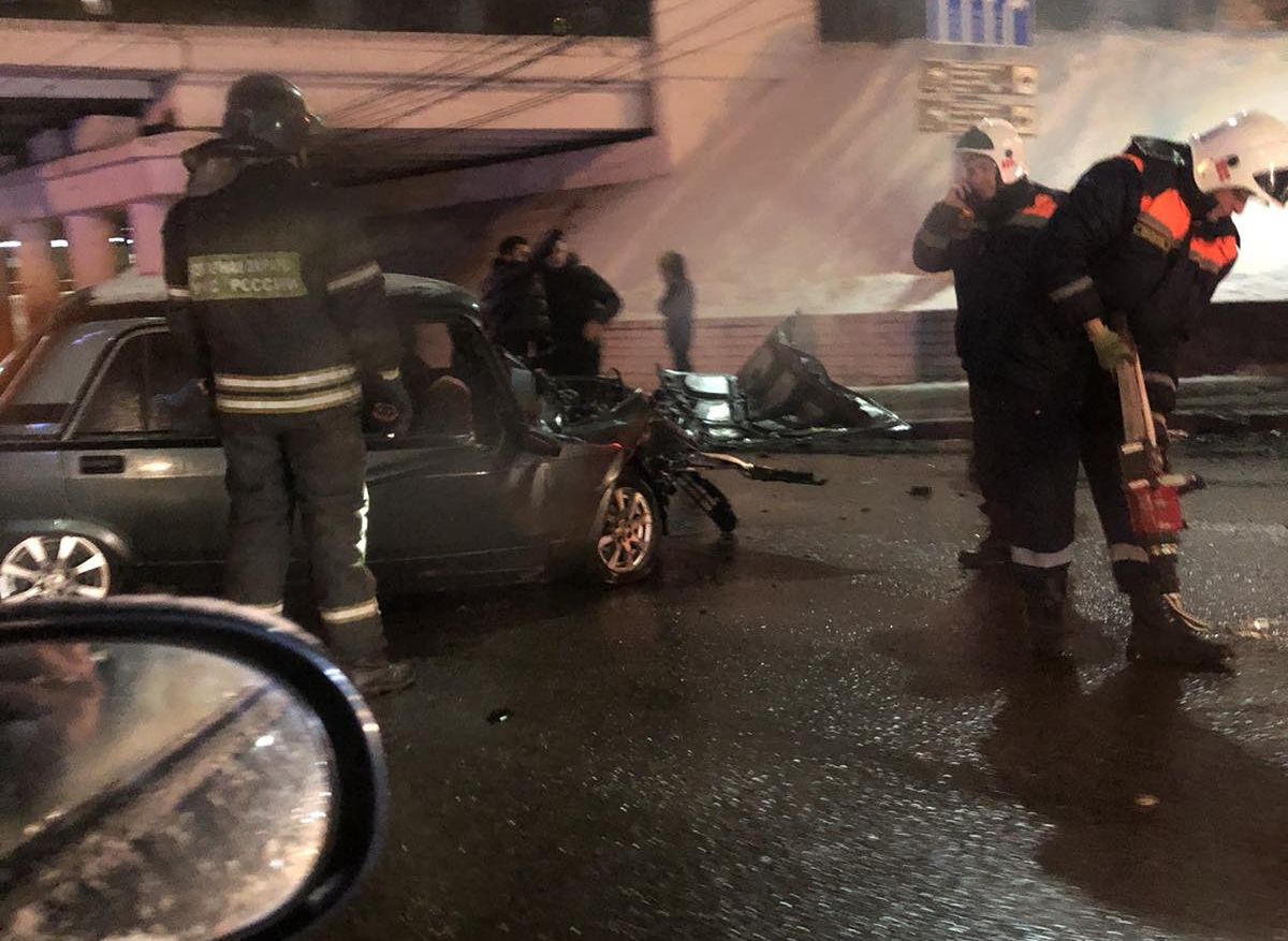 Под путепроводом у вокзала Рязань-2 произошла серьезная авария