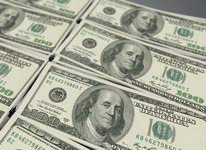 Финансист назвал «точку отсчета», с которой начнется крах доллара