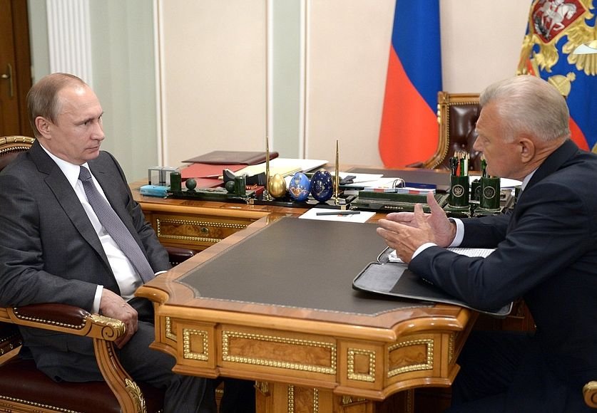 Ковалев отчитался перед Путиным о развитии региона