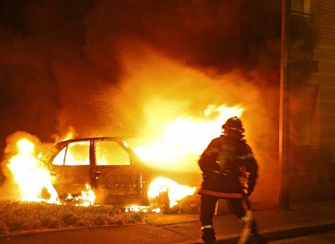 Ночью на улице Предзаводской в Рязани сгорел автомобиль