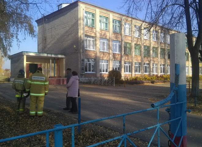 Рязанскую школу эвакуировали из-за звонка о бесхозном предмете 