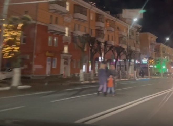 Появилось видео, снятое за секунды до гибели мужчины на Первомайском проспекте