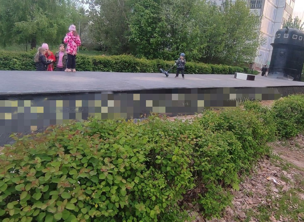 В рязанском парке неизвестные нанесли оскорбительные надписи в адрес ВС РФ
