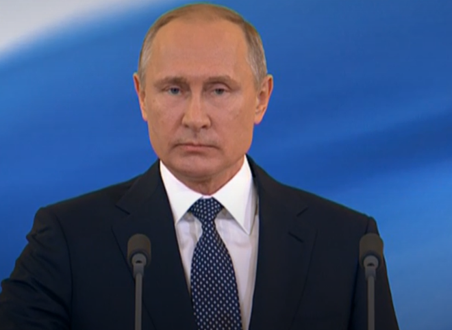 Путин в четвертый раз вступил в должность президента России