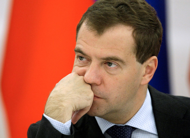 Медведев сообщил о будущих сложностях в российской экономике‍