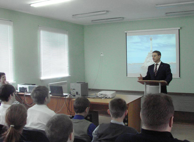 В Морозово – Борковской школе состоялся урок, посвященный воссоединению Крыма с Россией