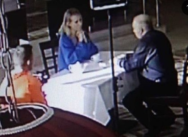 СМИ опубликовали фото с места встречи Ксении Собчак со скопинским маньяком
