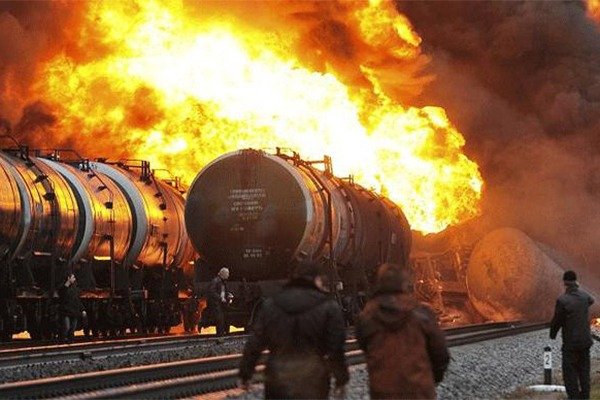 «Роснефть» обвинила РЖД в пожаре на НПЗ Рязани