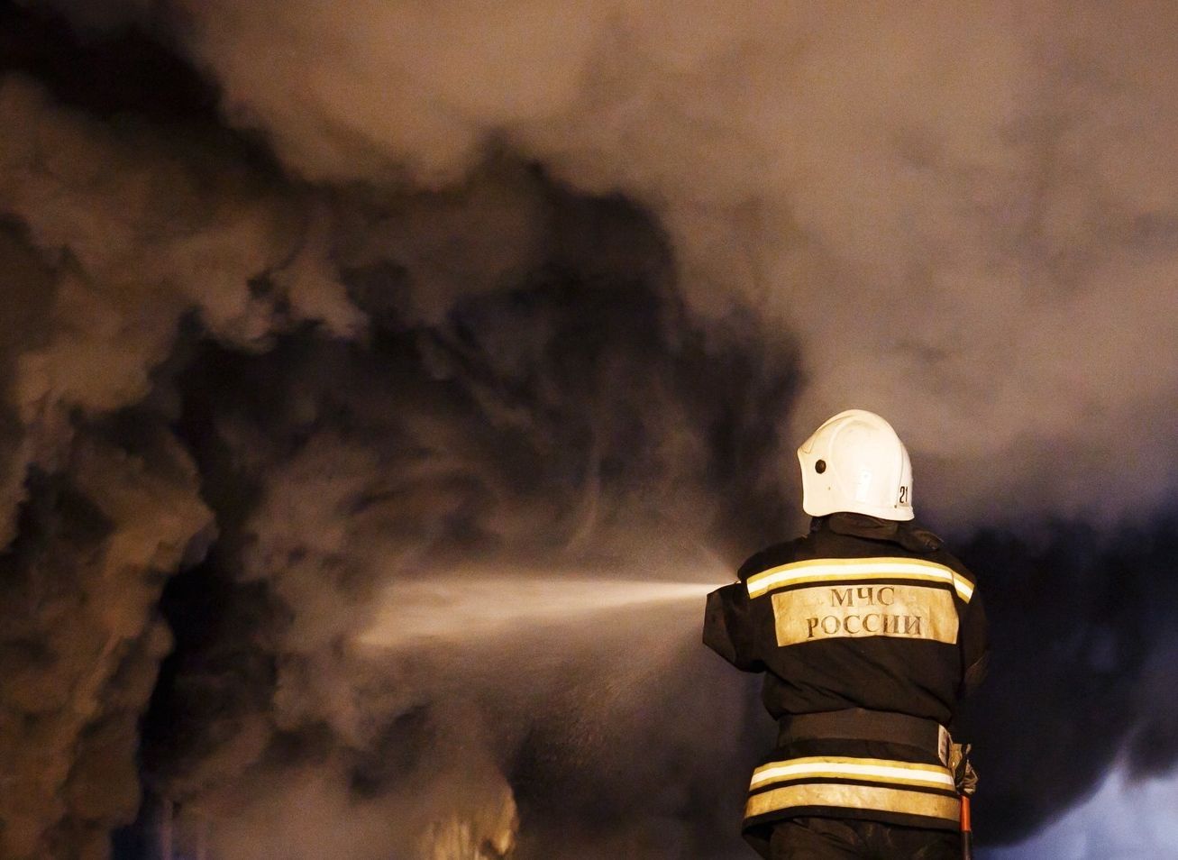 В страшном пожаре под Новосибирском погибли пятеро детей
