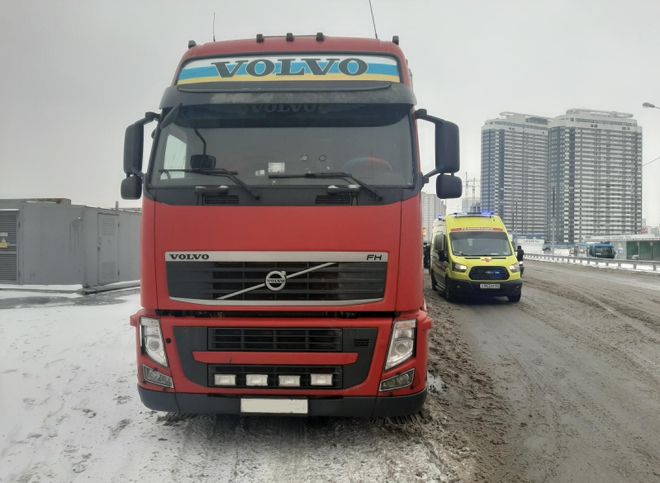 На Солотчинском шоссе столкнулись два грузовика