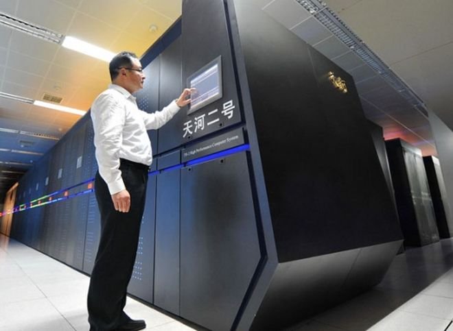 Китай к 2018 году представит прототип самого мощного в мире компьютера