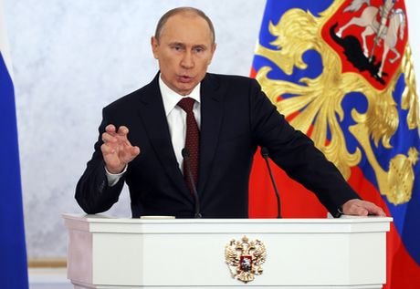 Путин: в Крыму должно быть три государственных языка