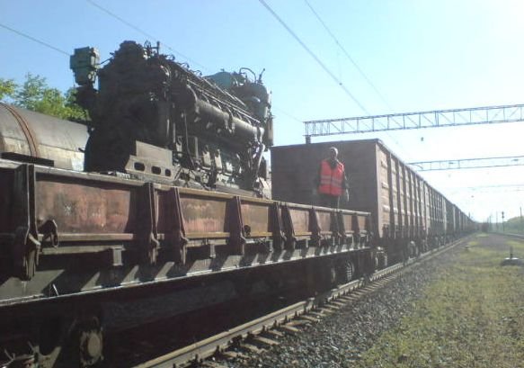 В Рязанской области загорелся товарный поезд