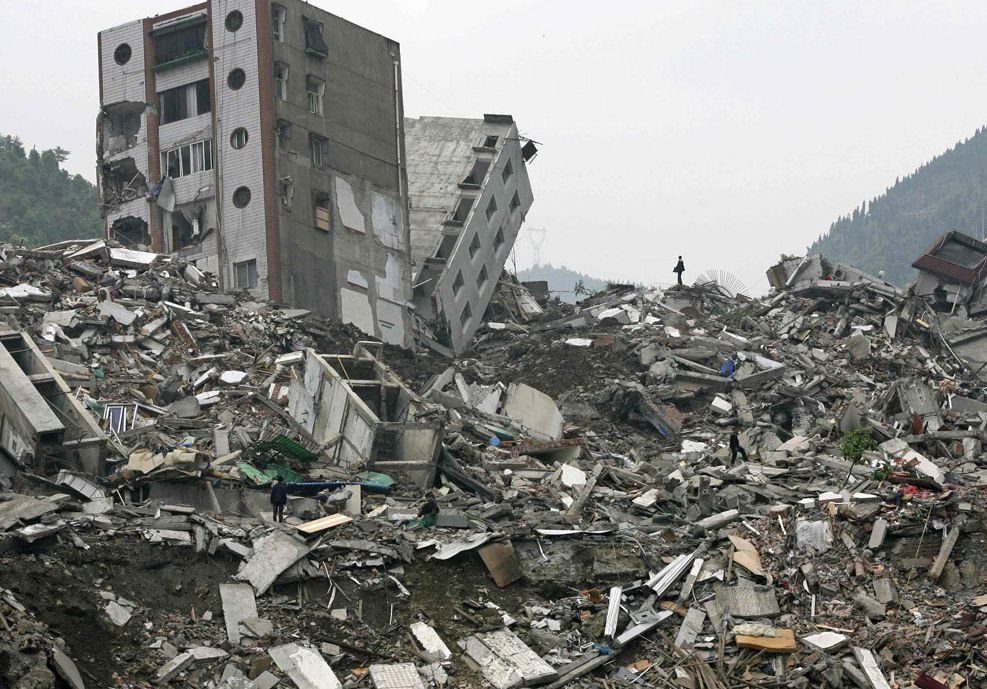 В Китае землетрясение унесло жизни 381 человека