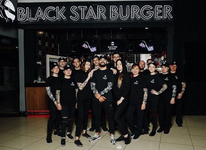 В Рязани открылась бургерная Black Star