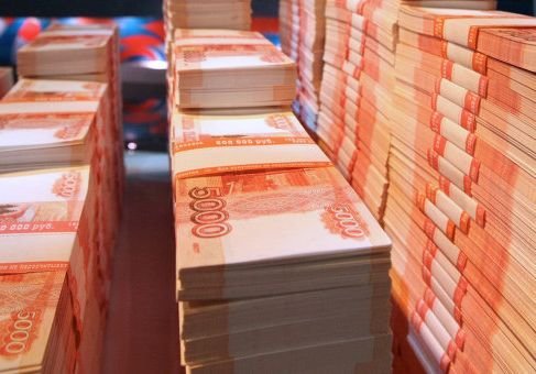 Рязань получит более 170 млн рублей на зарплату бюджетникам