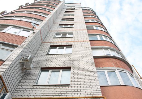 За год недвижимость в Рязани подешевела на 3,9%