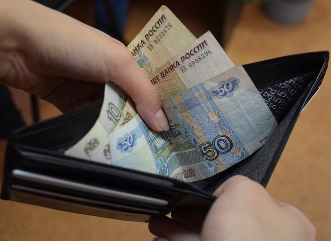 Рязанского руководителя дисквалифицировали за невыплату зарплаты