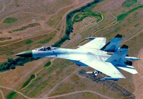 Пентагон сообщил о перехвате самолета российским Су-27