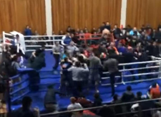 В Дагестане на чемпионате по MMA произошла массовая драка (видео)