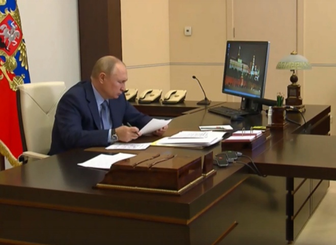 Путин объявил нерабочей неделю с 30 октября по 7 ноября