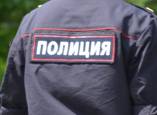 В Рязани мужчина с топором угрожал убийством 24-летней девушке