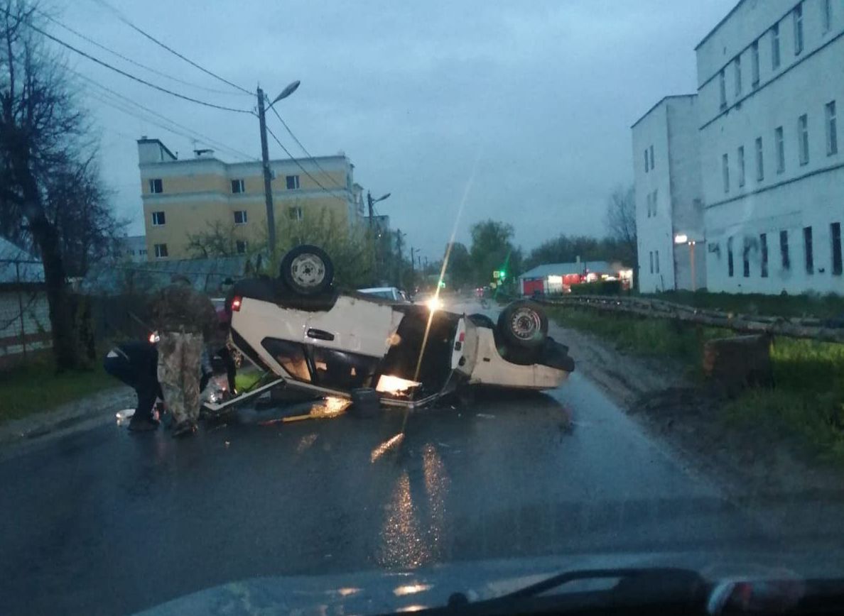 В Касимове перевернулась «девятка»