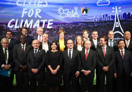 В Париже 196 стран приняли новое соглашение по климату