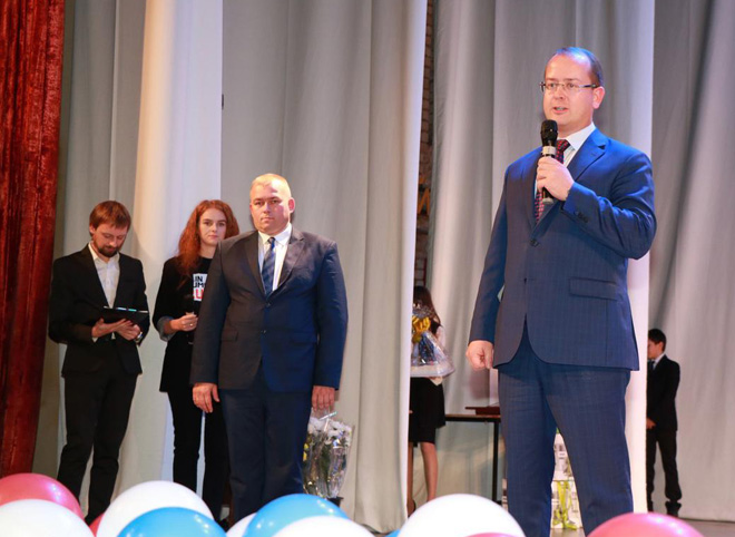 Коллектив Солотчинской школы-интерната поздравили с 45-летием учреждения