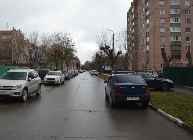 Движение транспорта на перекрестке улиц Есенина и Фрунзе временно перекроют
