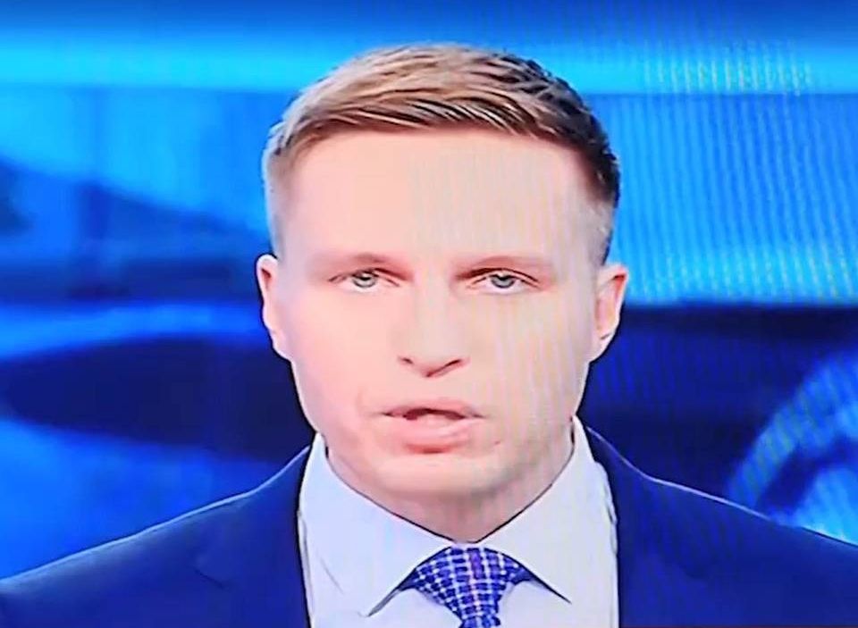 Ведущий РЕН-ТВ выругался в эфире новостей