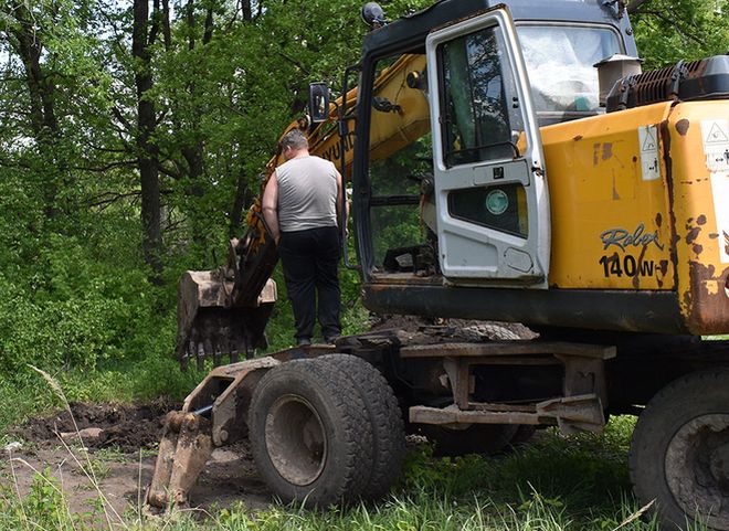В Рыбновском районе утилизировали найденные гниющие останки животных