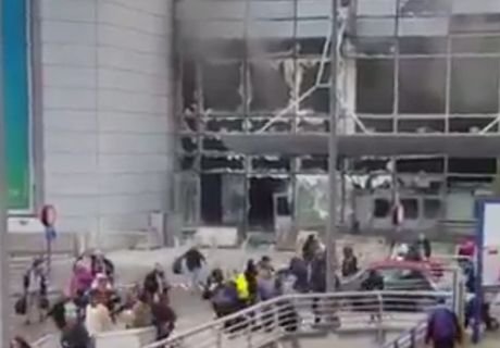 При взрывах в аэропорту Брюсселя погибли 11 человек