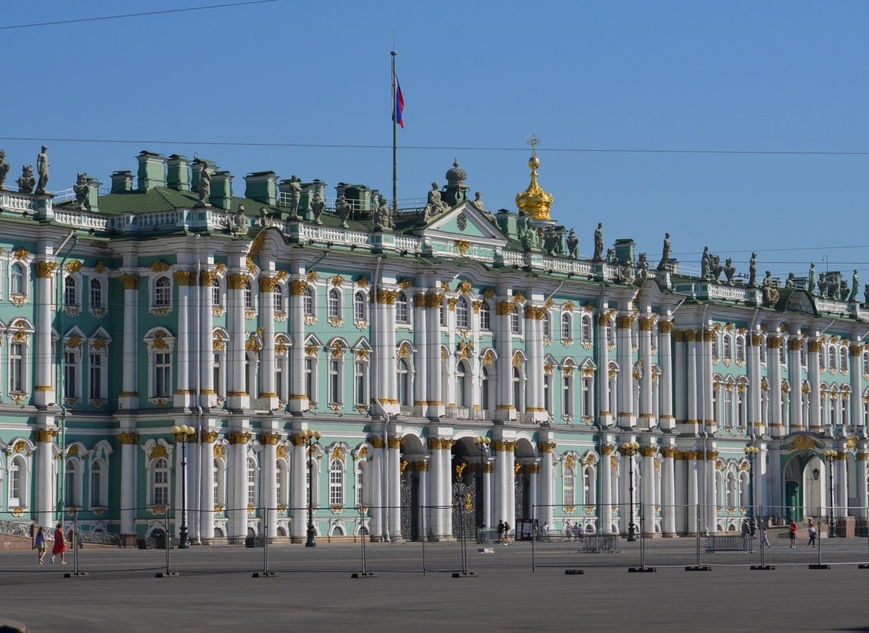 здание эрмитажа санкт петербург