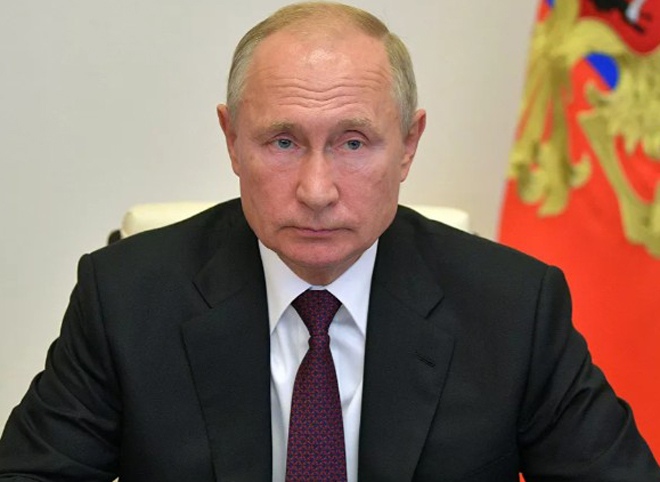 Путин подписал закон о штрафах за неповиновение силовикам на митингах