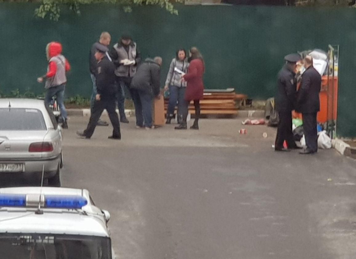 В Белгороде у мусорного бака обнаружено тело младенца