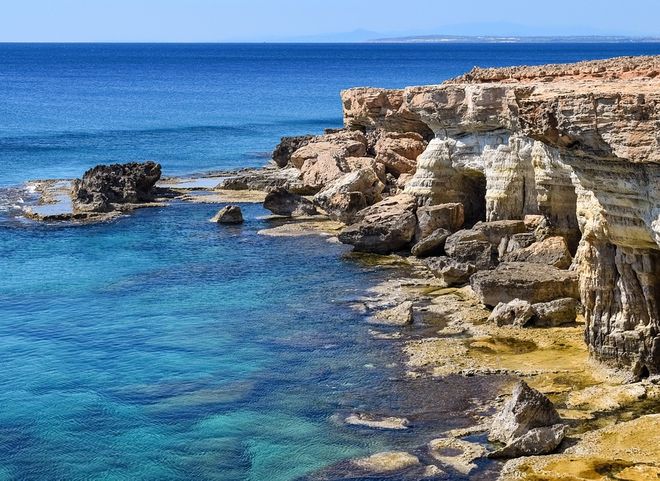 Российская туристка умерла в отеле на Кипре