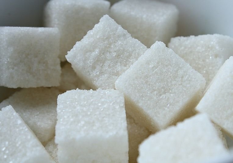 В России сахар за два месяца подорожал более чем на треть