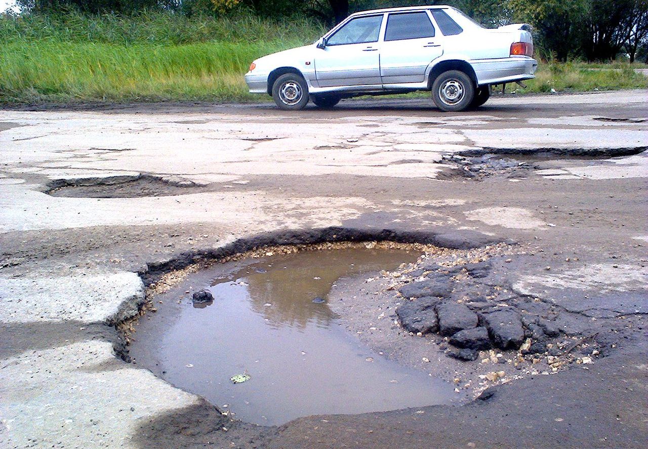 Фото: улицы рязанского райцентра изрыты ямами