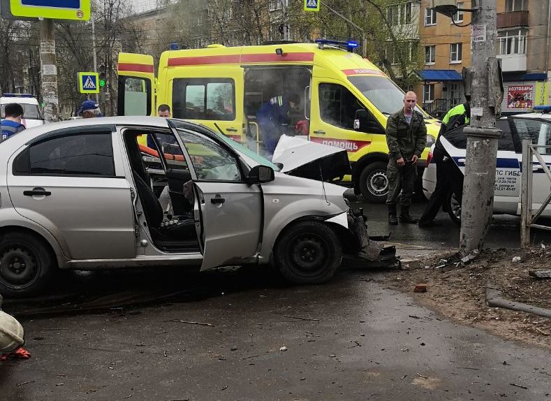 В ДТП на улице Черновицкой серьезно пострадал водитель