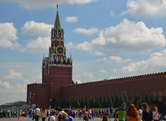 СМИ: Кремль собирается наказать ЛДПР и КПРФ за высокие результаты на выборах