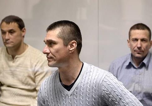 Обвиняемые по делу Кравченко, Пронин — в центре