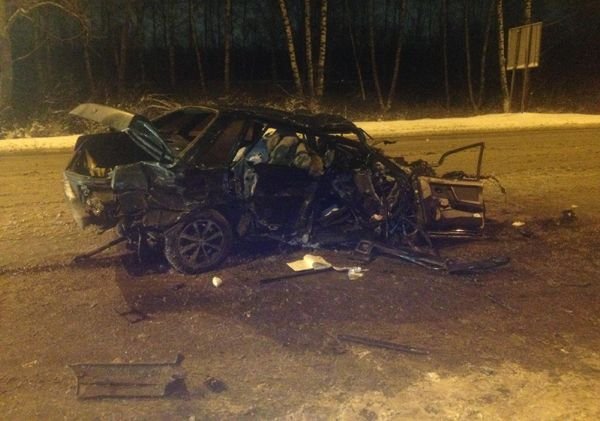 В Рязани столкнулись два легковых автомобиля и грузовик